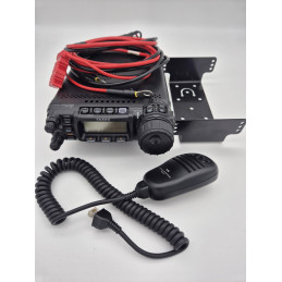 Yaesu FT-857D HF/50/144/432Mhz